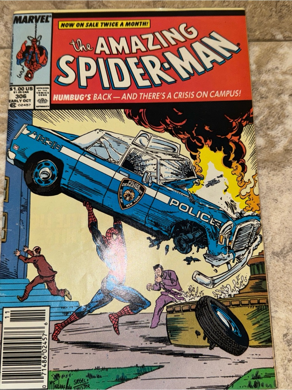 Comic Book - Spider-Man - Picture 2 of 15